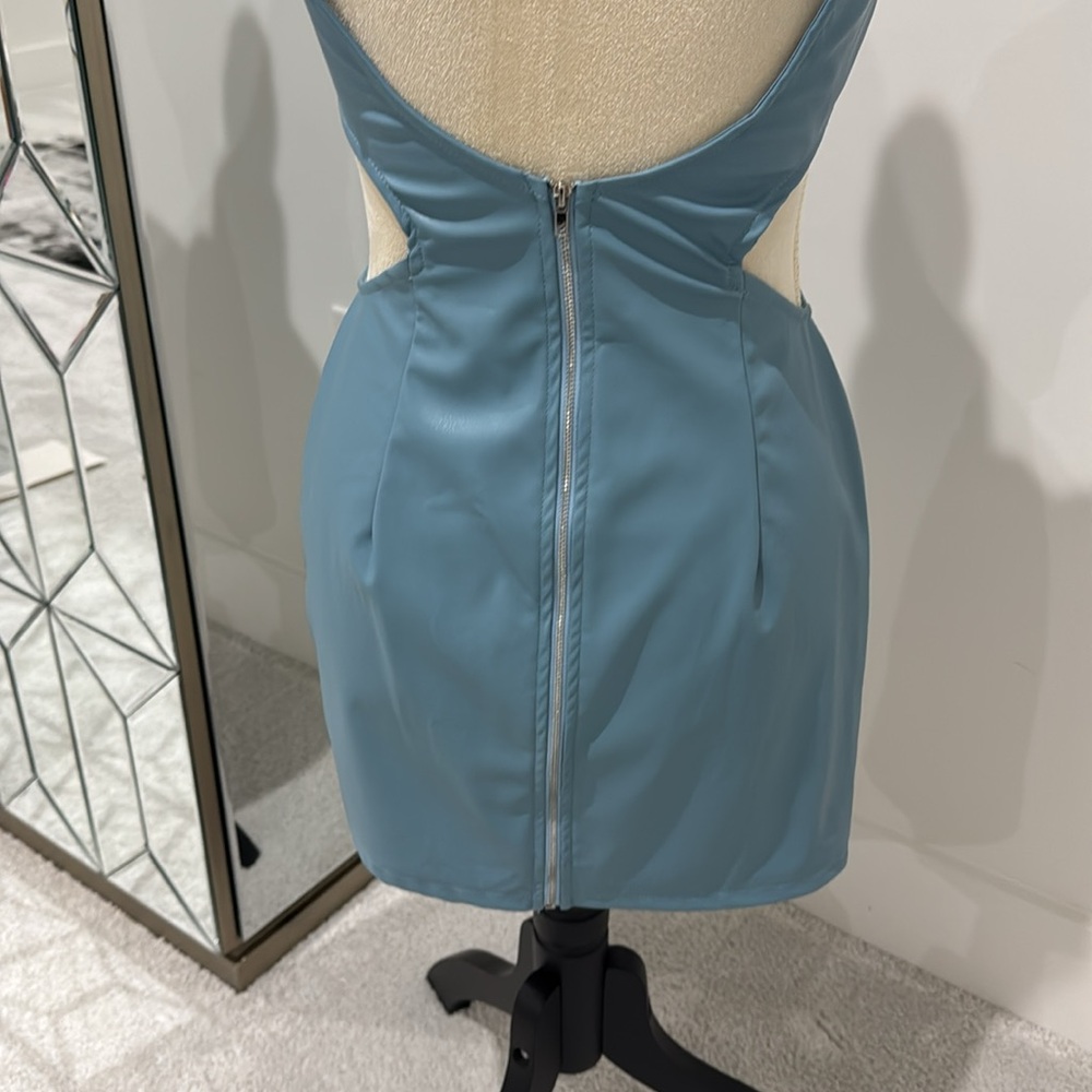 POWDER BLUE PU CUT OUT BODYCON - Picture 4 of 14